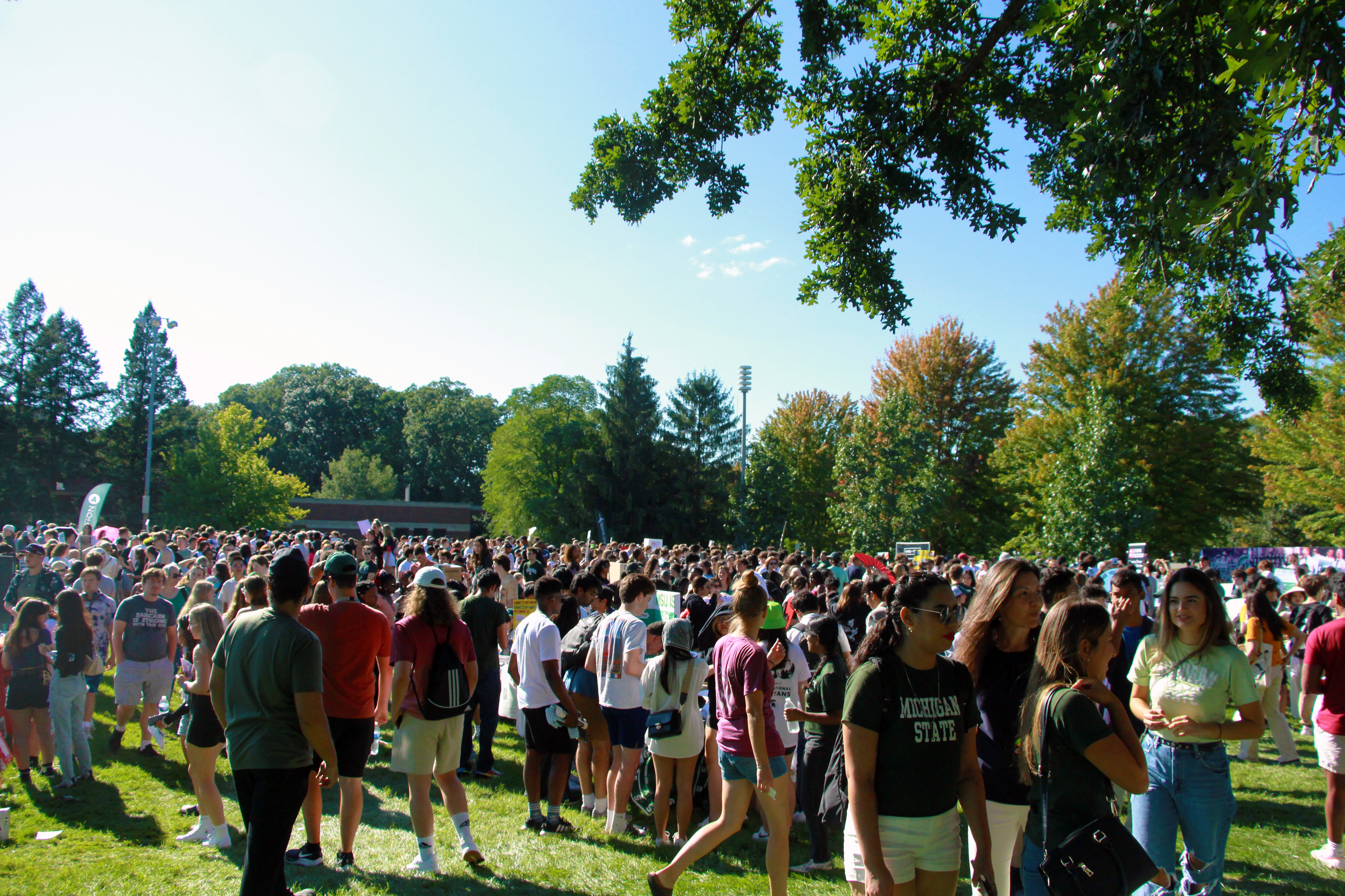 Students roaming IM East Field at Sparticipation